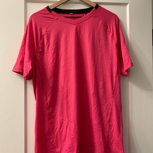 Men’s lululemon xl tshirt